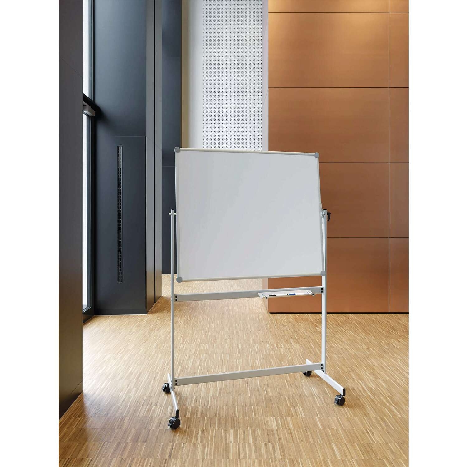 MAUL Whiteboard – 120 × 100 cm, lackierter Stahl, magnetisch, Aluminiumrahmen, drehbar