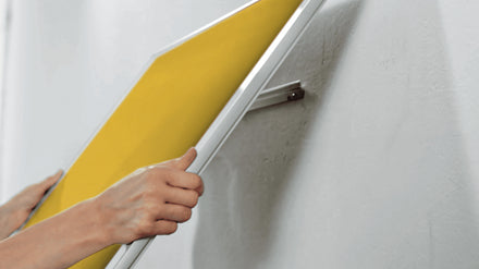 Nobo Pinnwand – Filz, Alurahmen – 89 × 50 cm, Gelb, Impression Pro Widescreen