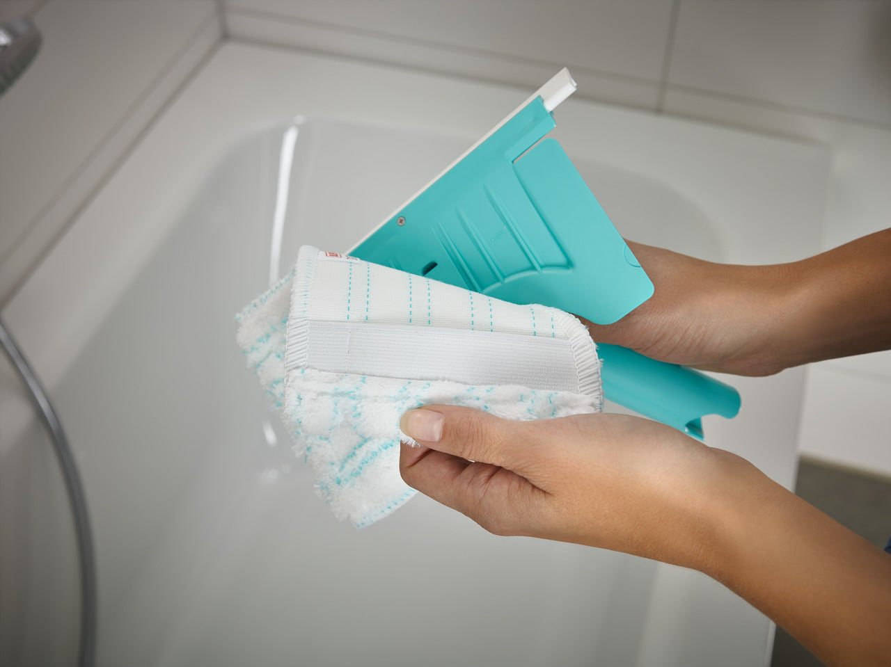 Leifheit Wischbezug 41701 – 1 Stk. – Kunststoff, Gummi, weiss, für Leifheit Click System, 19,5 × 4,5 × 30,5 cm