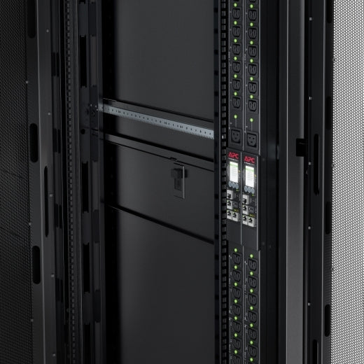 APC NetShelter 9000 Rack-PDU Switched, 0U vertikal, einphasig 30 A 200-208 V, 24×C13/C15/C19/C21 – schwarz