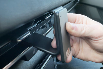 Brodit ProClip – Auto-Halterung – Lüftungsschlitz – senkrecht – Schwarz