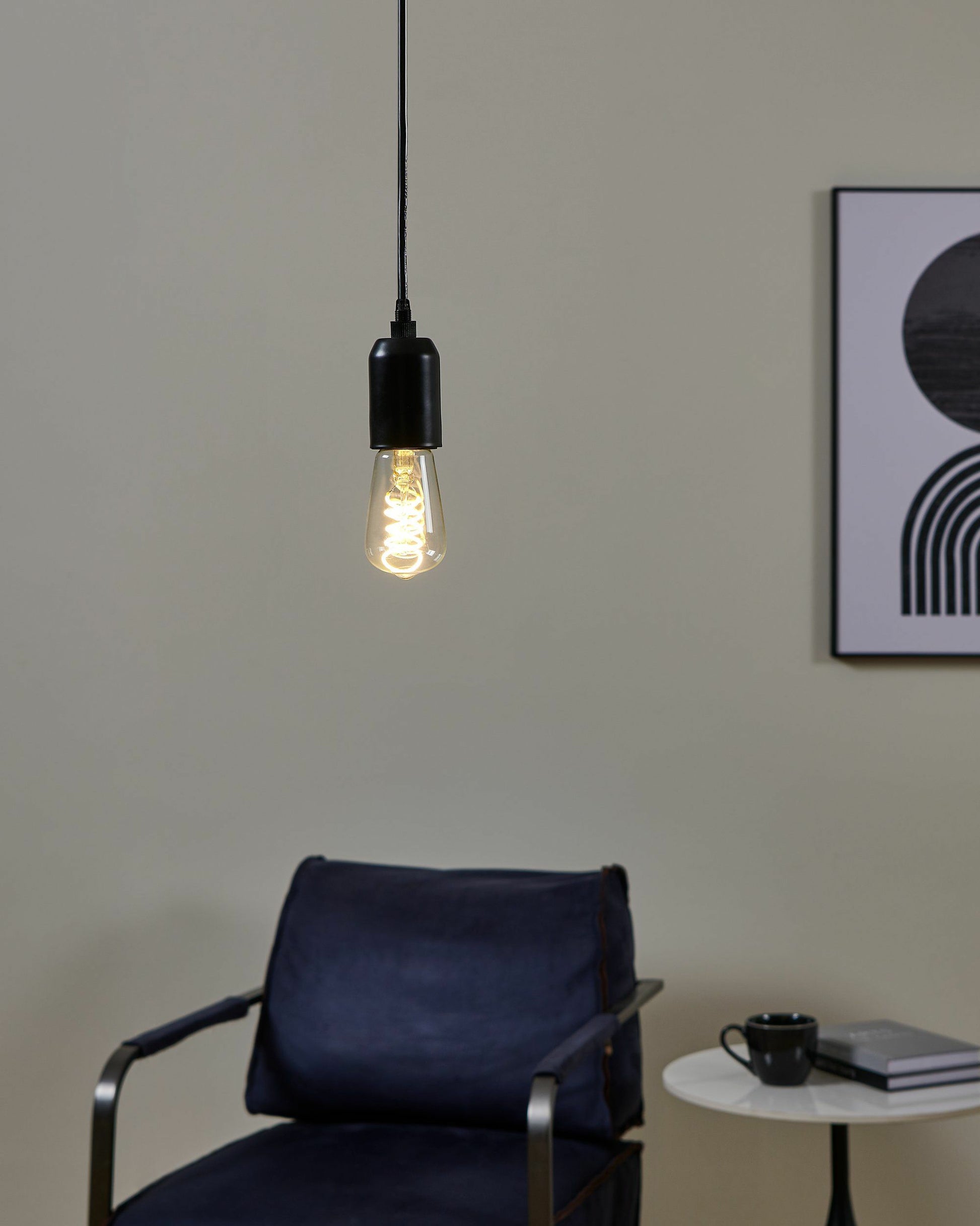 EGLO LED-Leuchtmittel E27 Globus – 806 lm, 7,3 W, Warmweiss 2700 K – IP20 – Transparent, Glas – 1 Stk.