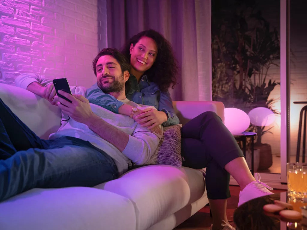 Philips Hue White & Colour Ambiance Starterset GU10 3er – 400 lm, inkl. Bridge, für Bluetooth & Apple HomeKit
