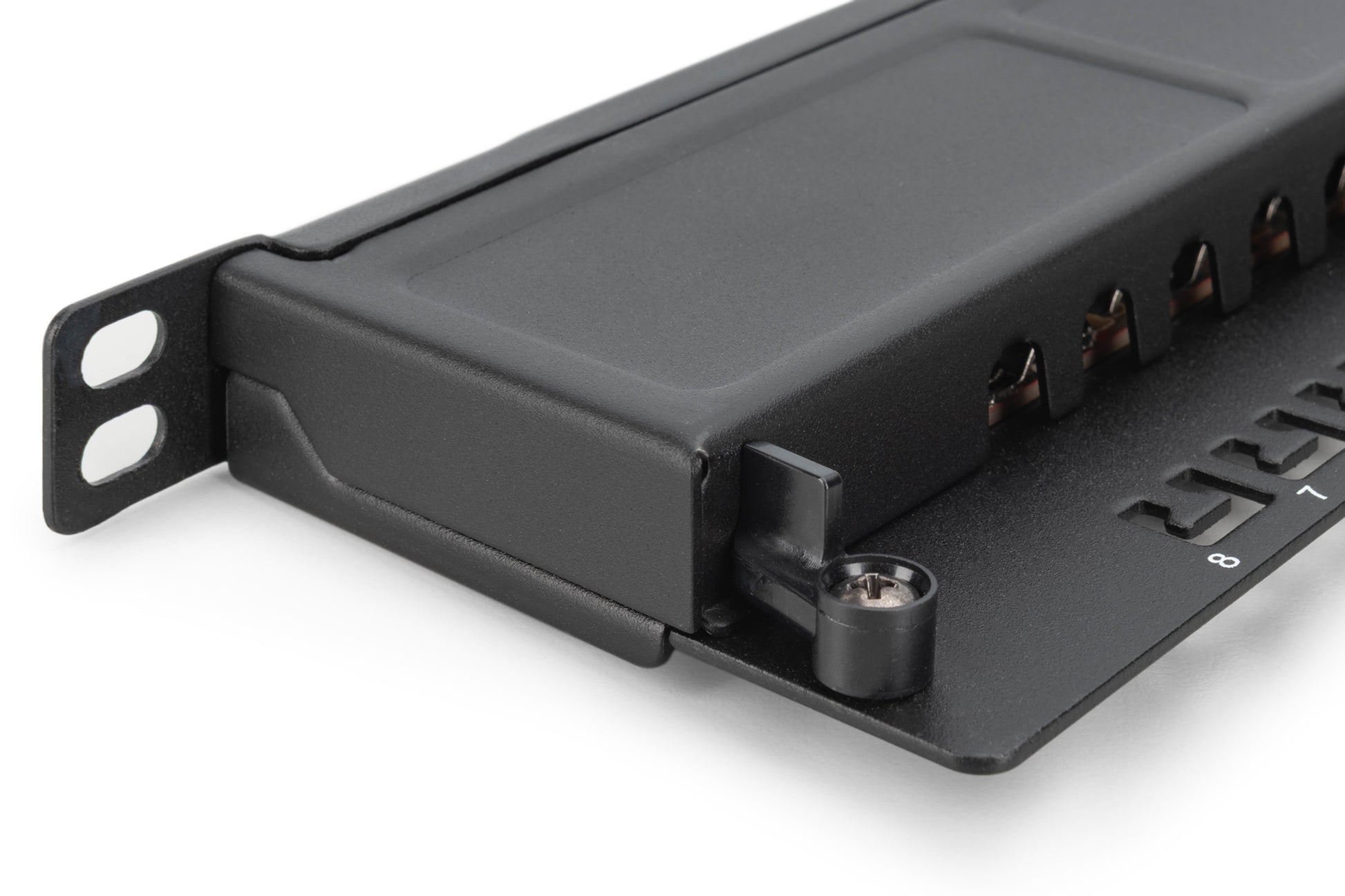 Digitus CAT 6A Slim Patchpanel – 8× RJ‑45, 10GBase‑T, Cat6a, 10", 1U, Schwarz