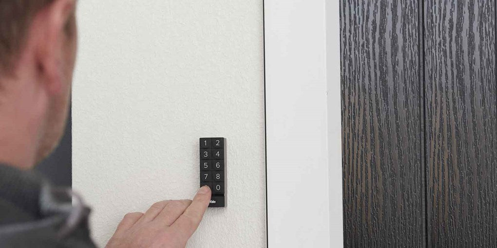Yale Smart-Tastatur 05/301000/BL – 11 Tasten, 25×23×75 mm, Schwarz, AAA