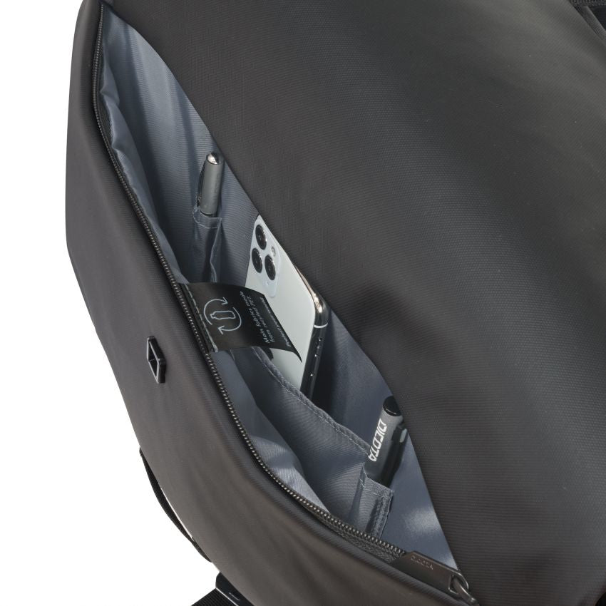 DICOTA Notebook-Tasche bis 15,6" – aus recyceltem PET, Schwarz