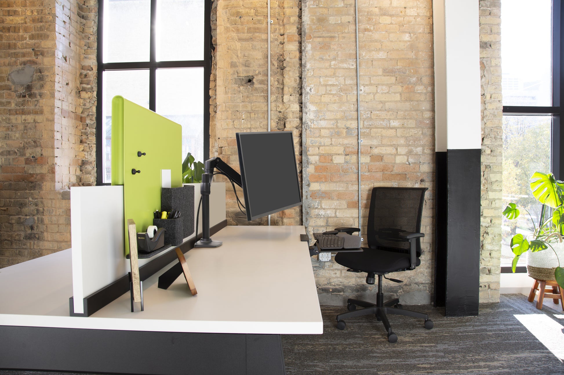 Ergotron LX – Monitorarm, Hohe Säule, Schwarz
