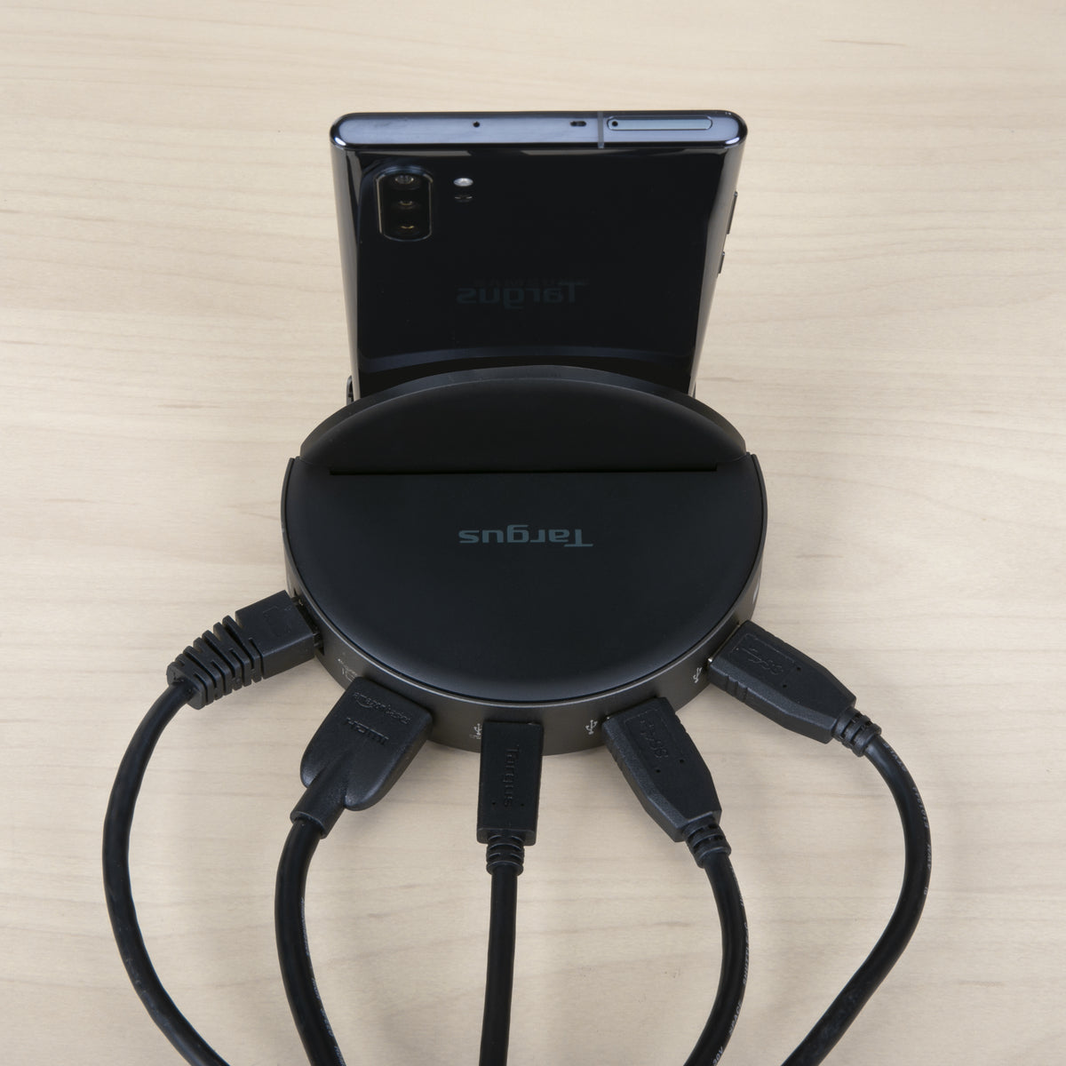 Targus USB-C Dockingstation, HDMI, Ethernet, 2× USB-A, USB-C, 3,5 mm, USB-PD 18 W – für USB-C Geräte