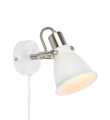 Markslöjd Wandleuchte Alton – 9,5 × 20 × 15 cm, E14, 40 W, nicht dimmbar, Ein/Aus-Schalter, Weiss