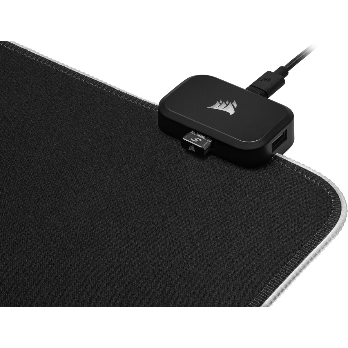 Corsair MM700 RGB Extended Gaming-Mauspad – USB, RGB-Hintergrundbeleuchtung, Anti-Rutsch-Basis, Schwarz