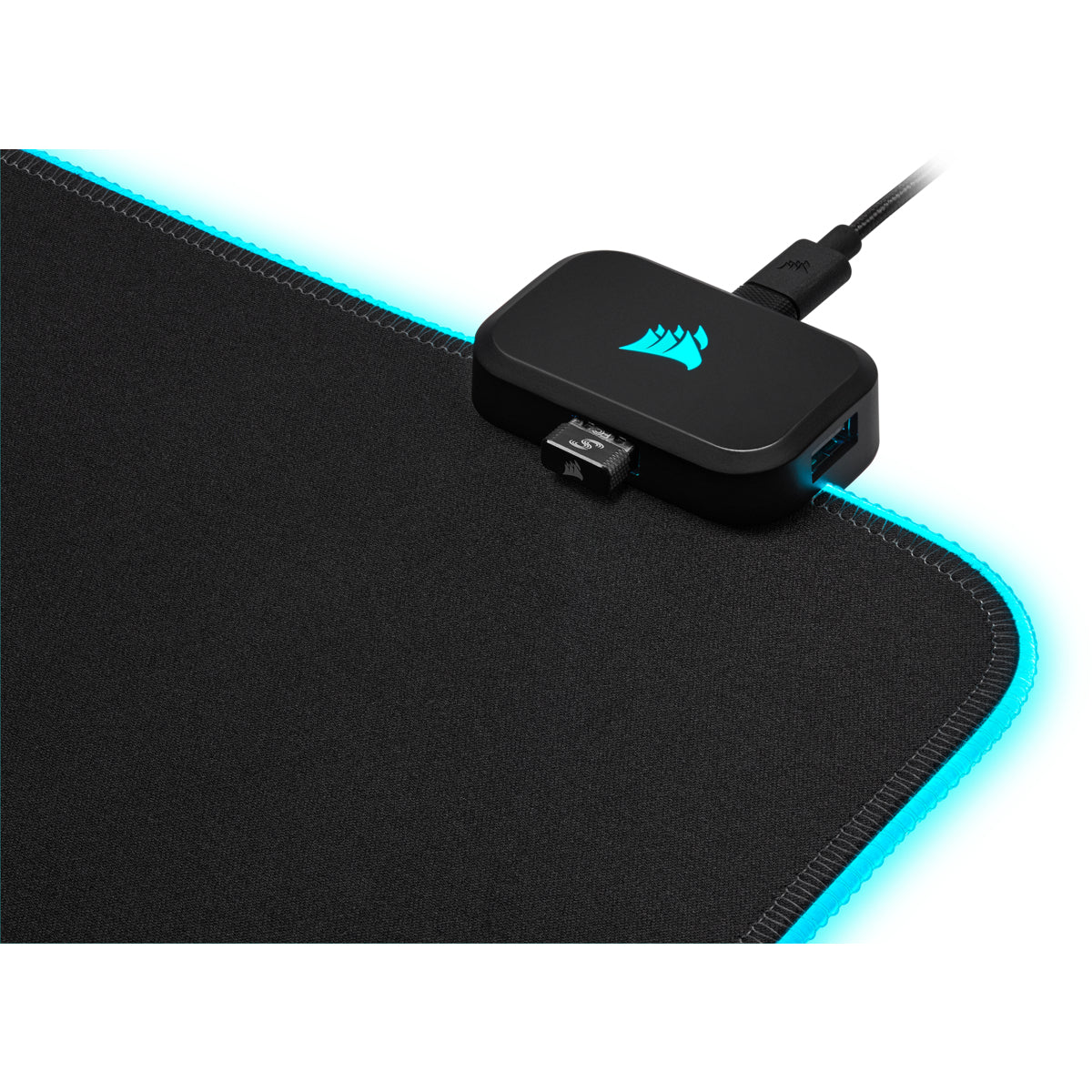 Corsair MM700 RGB Extended Gaming-Mauspad – USB, RGB-Hintergrundbeleuchtung, Anti-Rutsch-Basis, Schwarz