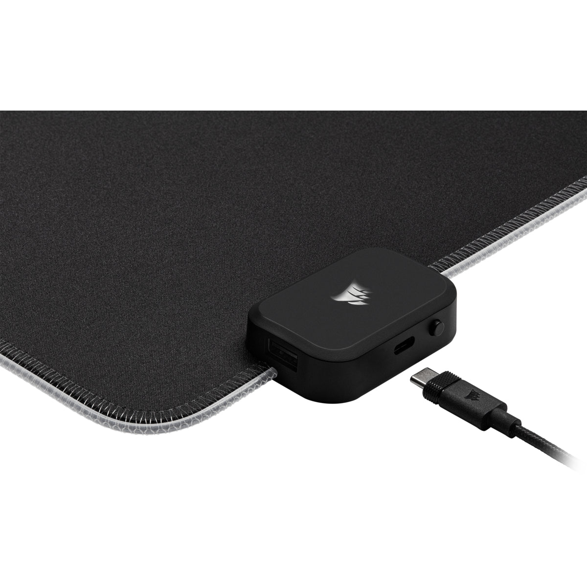Corsair MM700 RGB Extended Gaming-Mauspad – USB, RGB-Hintergrundbeleuchtung, Anti-Rutsch-Basis, Schwarz
