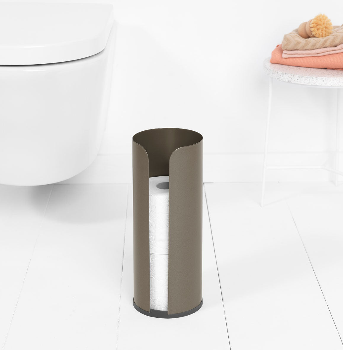 Brabantia ReNew – Toilettenpapierspender – Stahl, Grau, für 3 Rollen, 13,2 × 13,2 × 32,1 cm