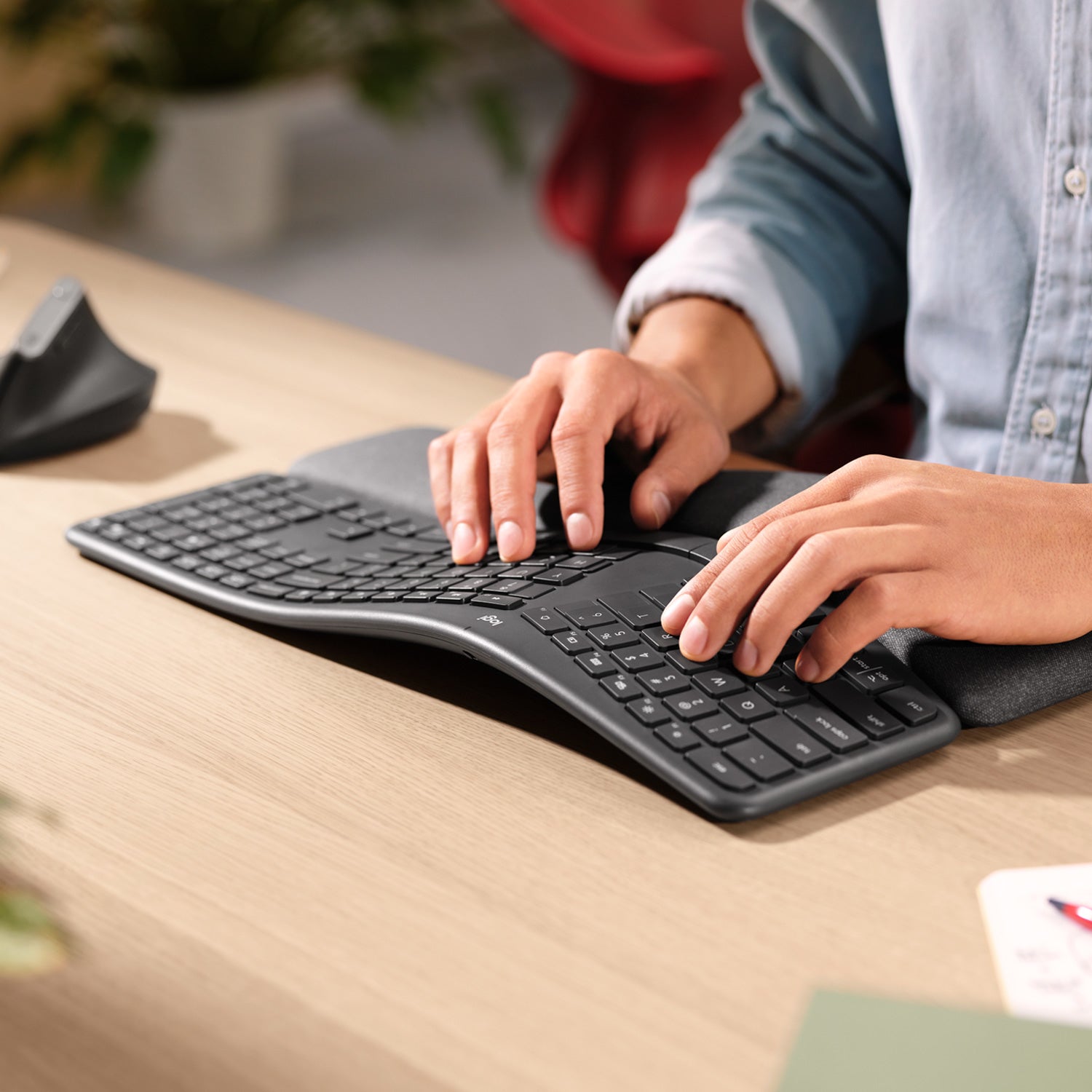 Logitech ERGO K860 – Tastatur, US-Layout (EN), ergonomisch, Grau