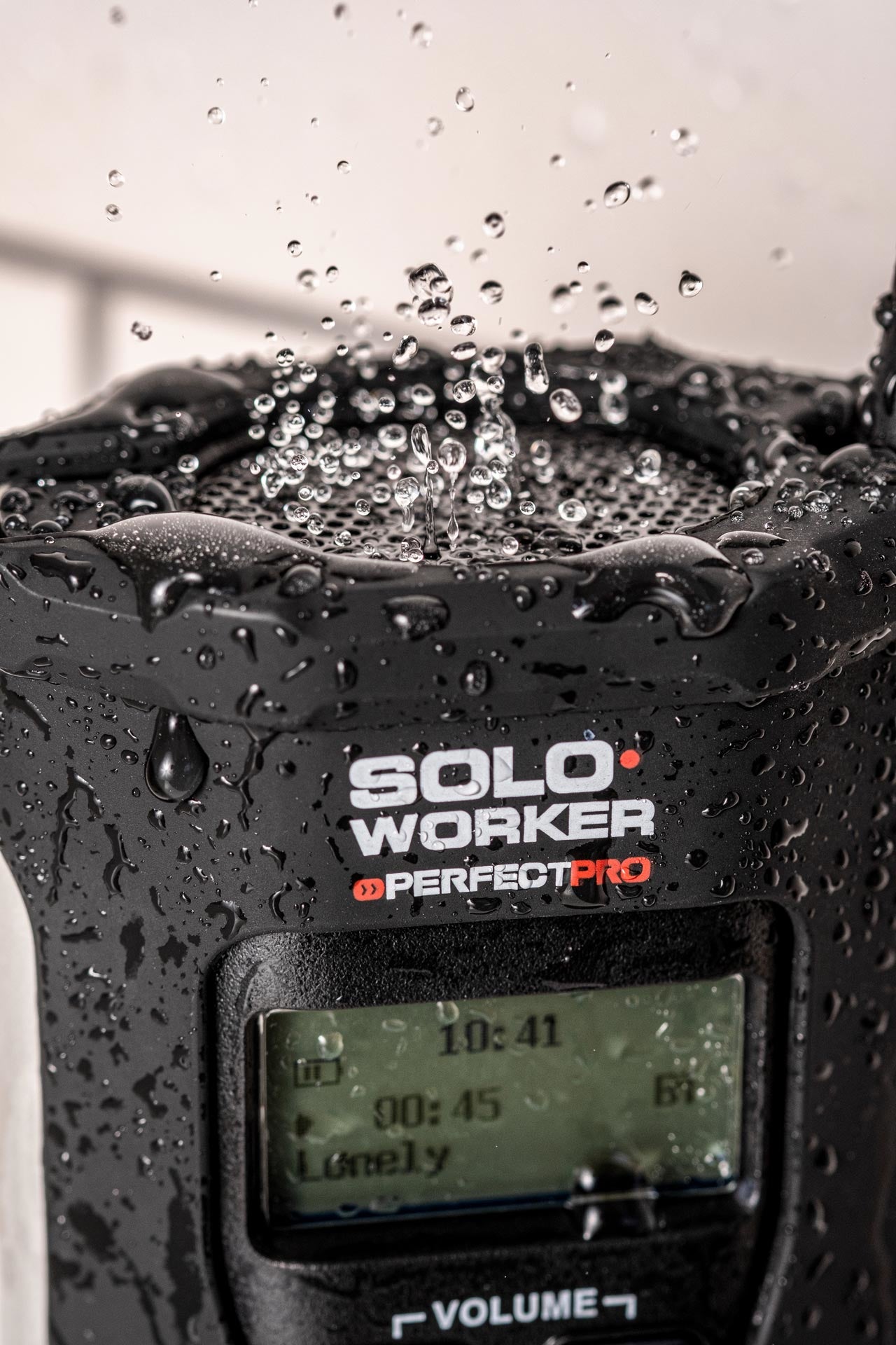 Perfectpro Soloworker – Baustellenradio – DAB+, Bluetooth, IP64, Akkubetrieb – Schwarz