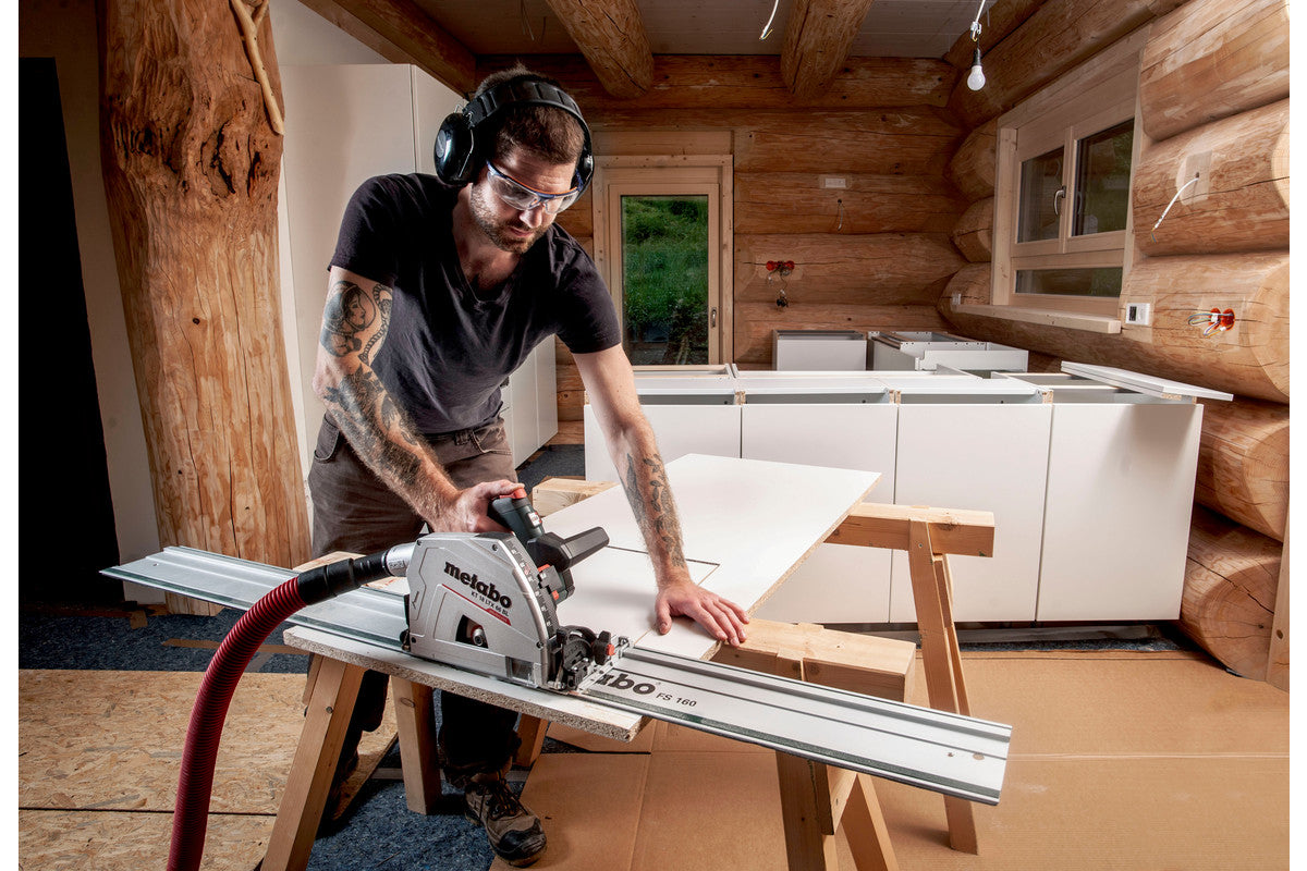 Metabo Akku-Tauchsäge KT 18 LTX 66 BL – 18 V (CAS) – Ø 165 mm – Solo – für Holz – Brushless