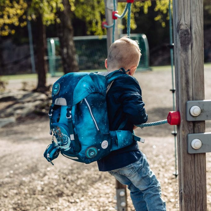 Beckmann Classic Schulrucksack 1st – 6-teilig – Ninja Master – mit Leuchteffekt