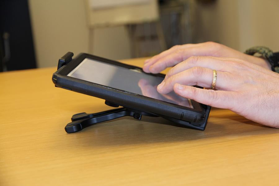 Brodit Tablet-Tischhalterung – für Tablet/UMPC – Schraubbefestigung, stossfest – Schwarz