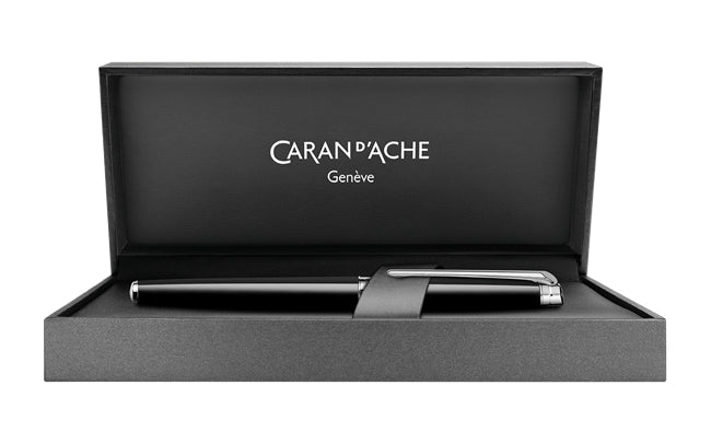Caran d-Ache Caran d'Ache Léman Slim – Tintenroller, Schwarz