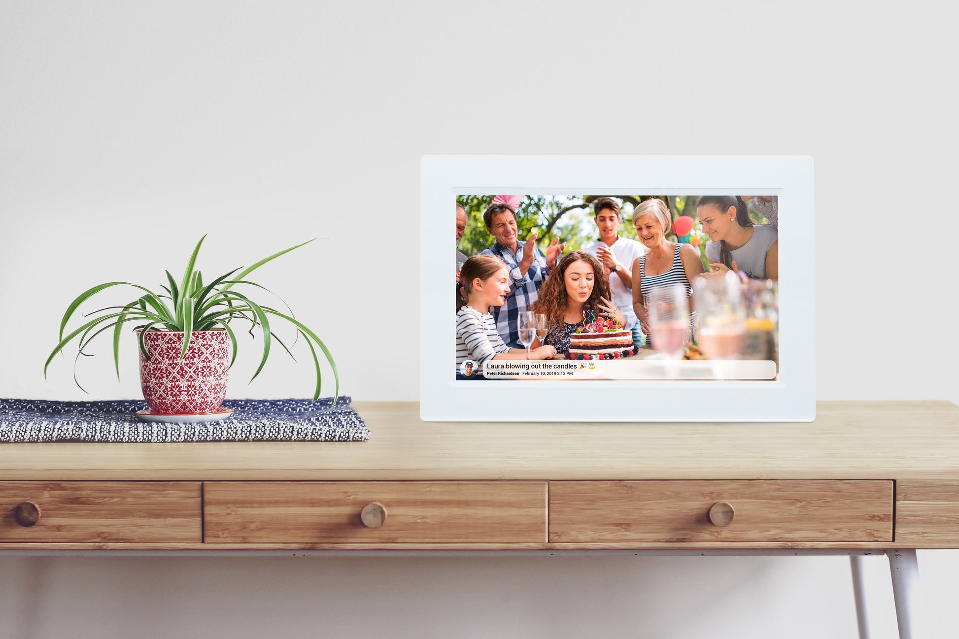 Denver PFF-1015W Digitaler Bilderrahmen – 10,1" – 1280 × 800 (WXGA), IPS – WLAN, Mikro-USB – microSD – Weiss