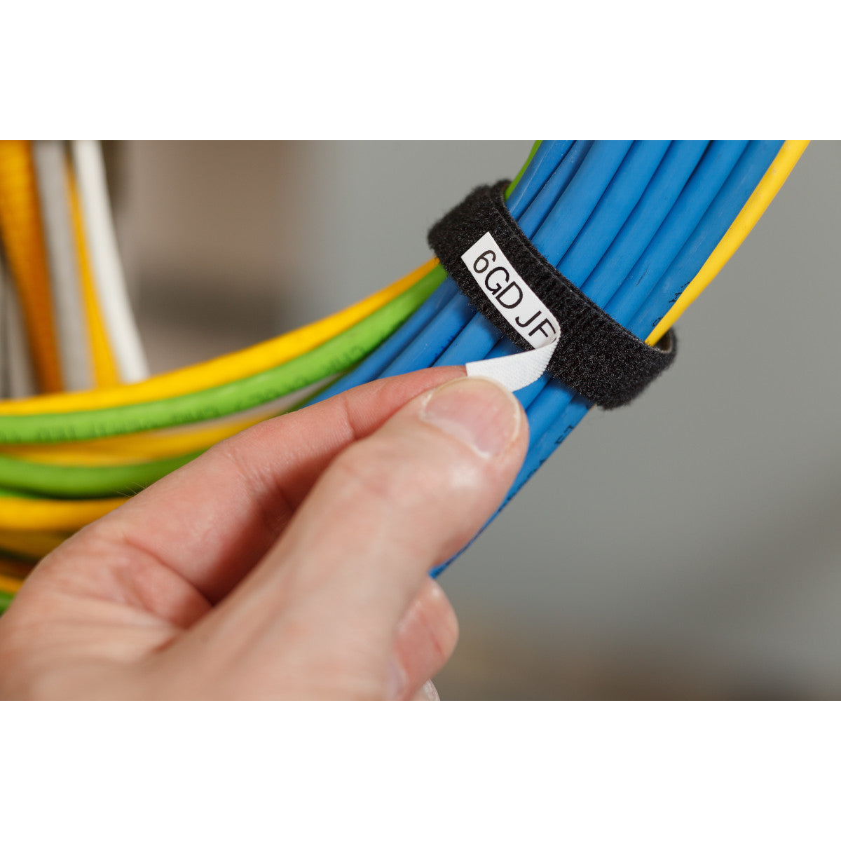Brady Etiketten (Rolle) 19 mm × 3,05 m – Polyester, matt – Thermotransfer – für BMP21/BMP21-PLUS