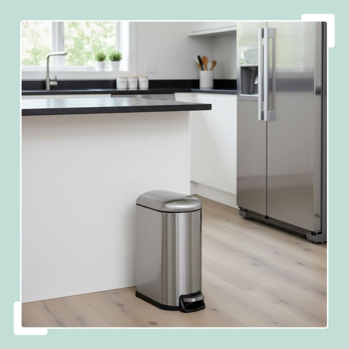 Relaxdays Treteimer 10051995_55 – 10 l – Kunststoff, rechteckig – silber – Soft-Close, mit Innenkübel