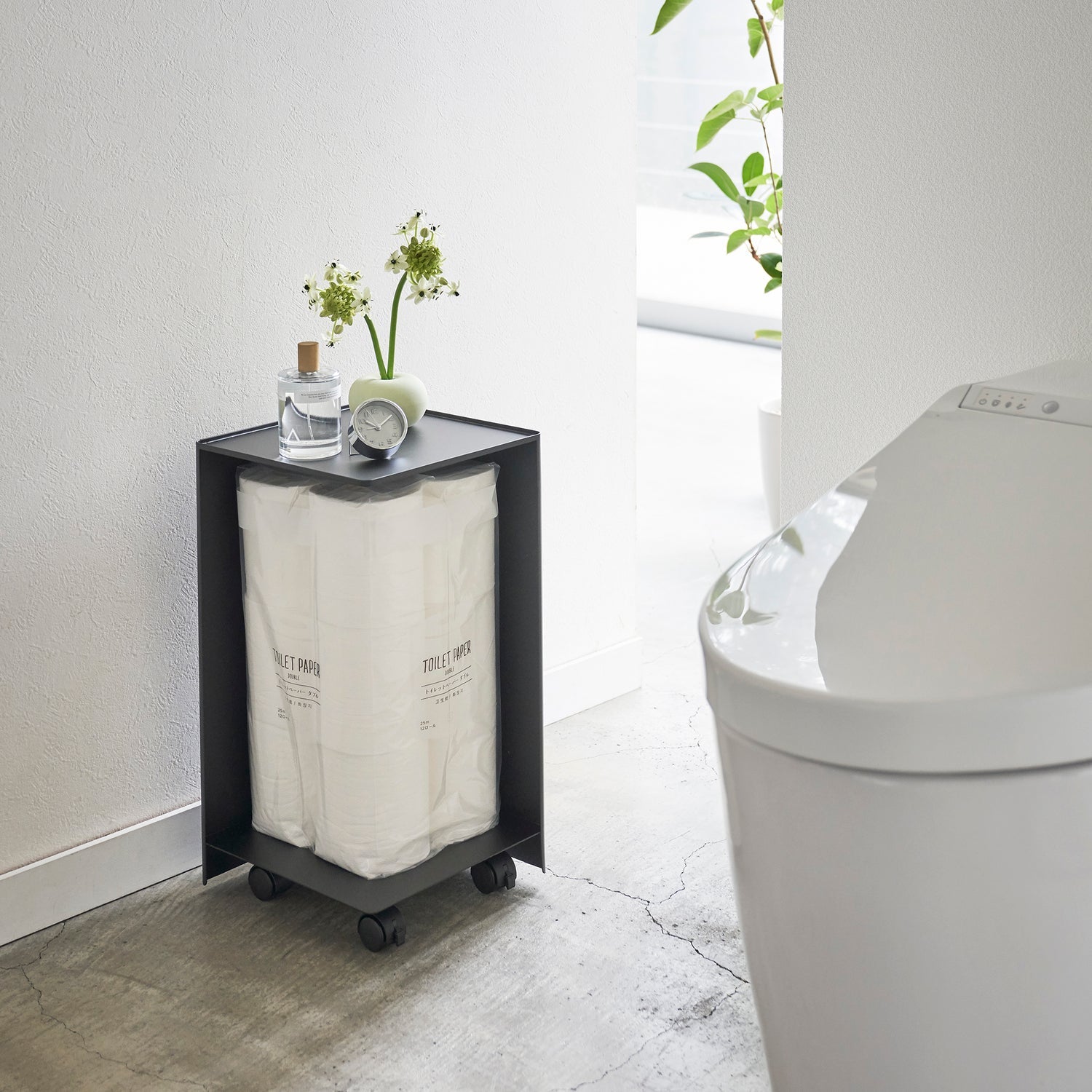 Yamazaki Tower – Toilettenpapierständer – Stahl, schwarz, für 4 Rollen, 23,5 × 23,5 × 43 cm