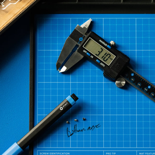 iFixit Schwarzer Digitaler Messschieber