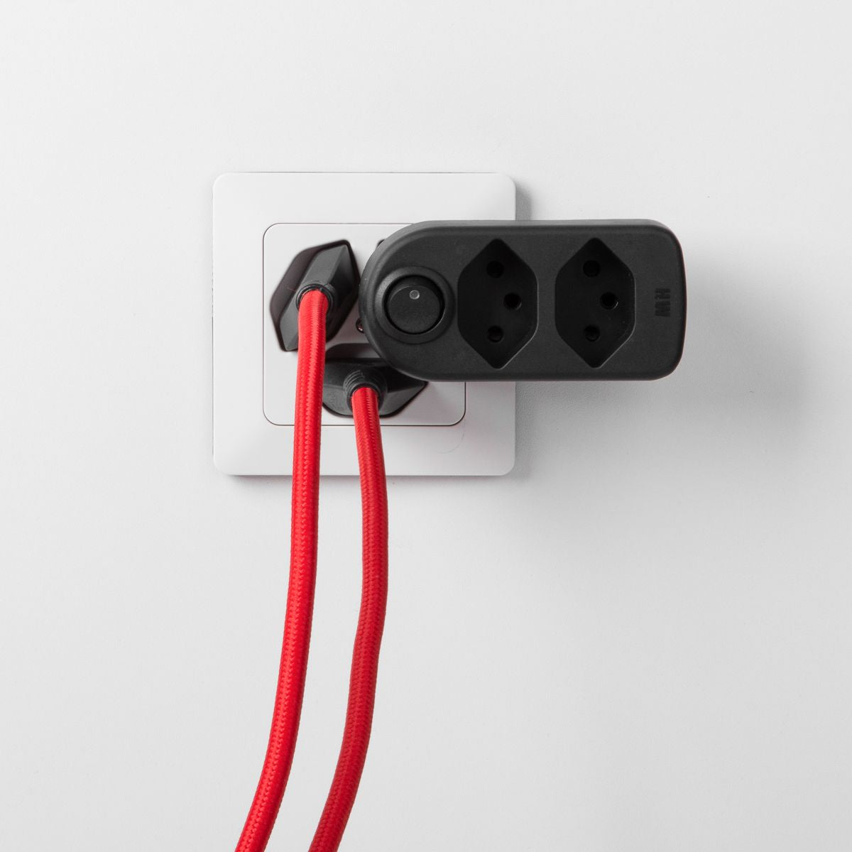 Max Hauri AG ADAPT 176510 Mehrfachstecker – T12 zu 3× T13, 230–250 V / 10 A / 2300 W, 3-fach, drehbar 320°