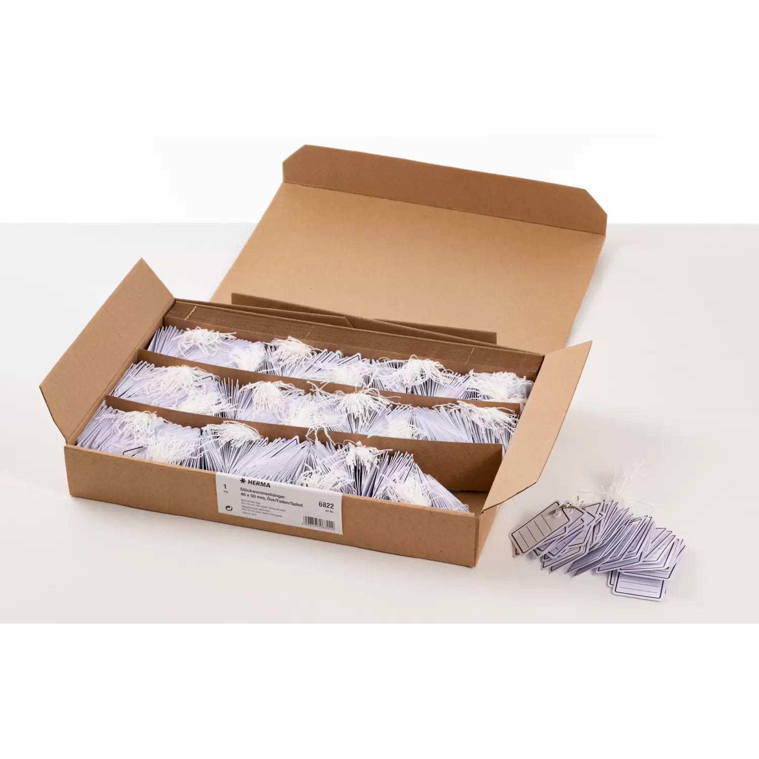 HERMA Anhängeetiketten – 40 × 50 mm, Karton, weiss, mit Öse, Faden und Splint, 1'000 Stk.