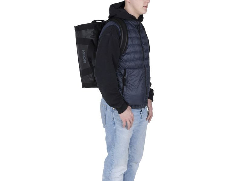KOOR Sporttasche – 30 l, aus rPET, schwarz, 30,5 × 40 × 50 cm