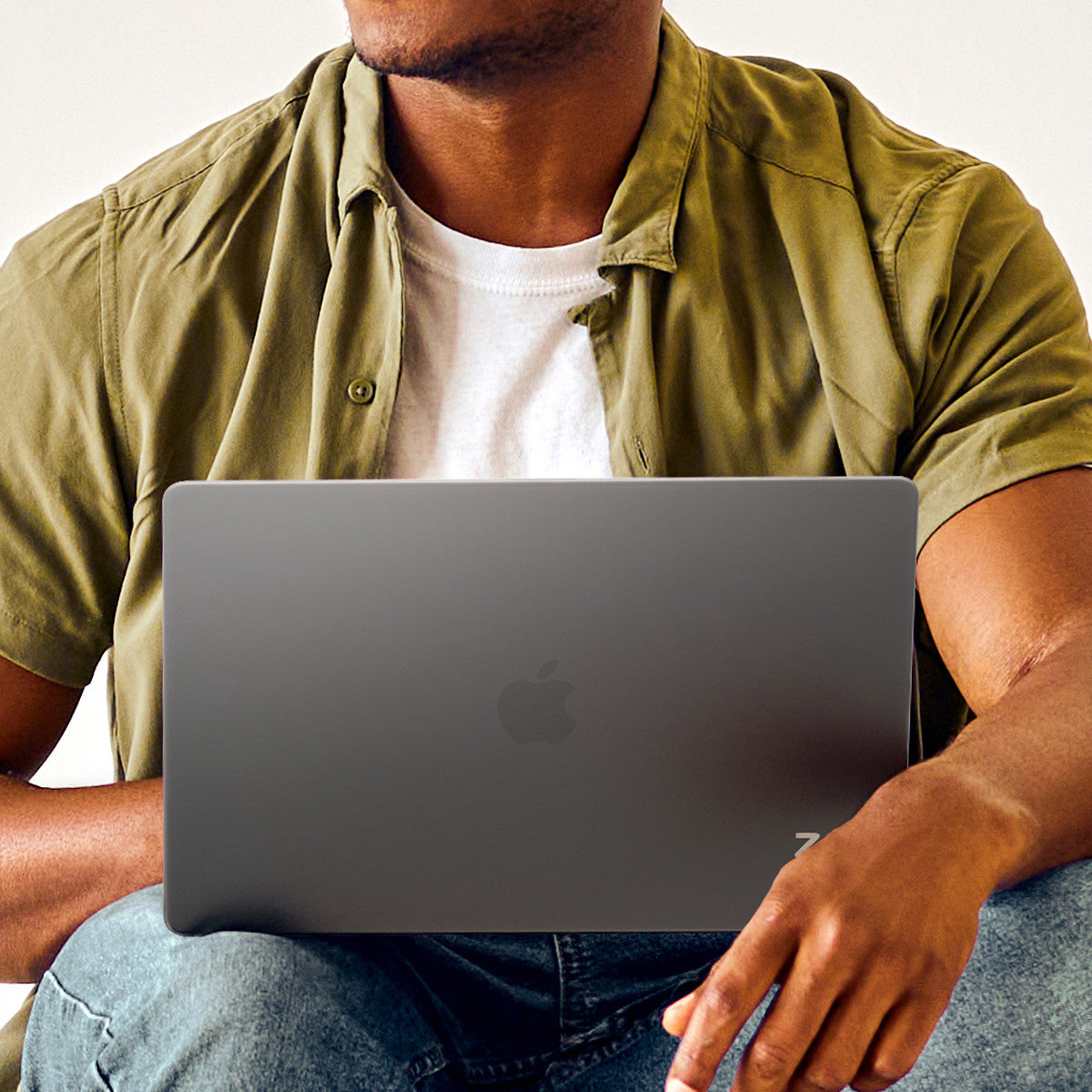 ZAGG Notebook-Schutzhülle für MacBook Pro 14" (M1–M3) – Grau