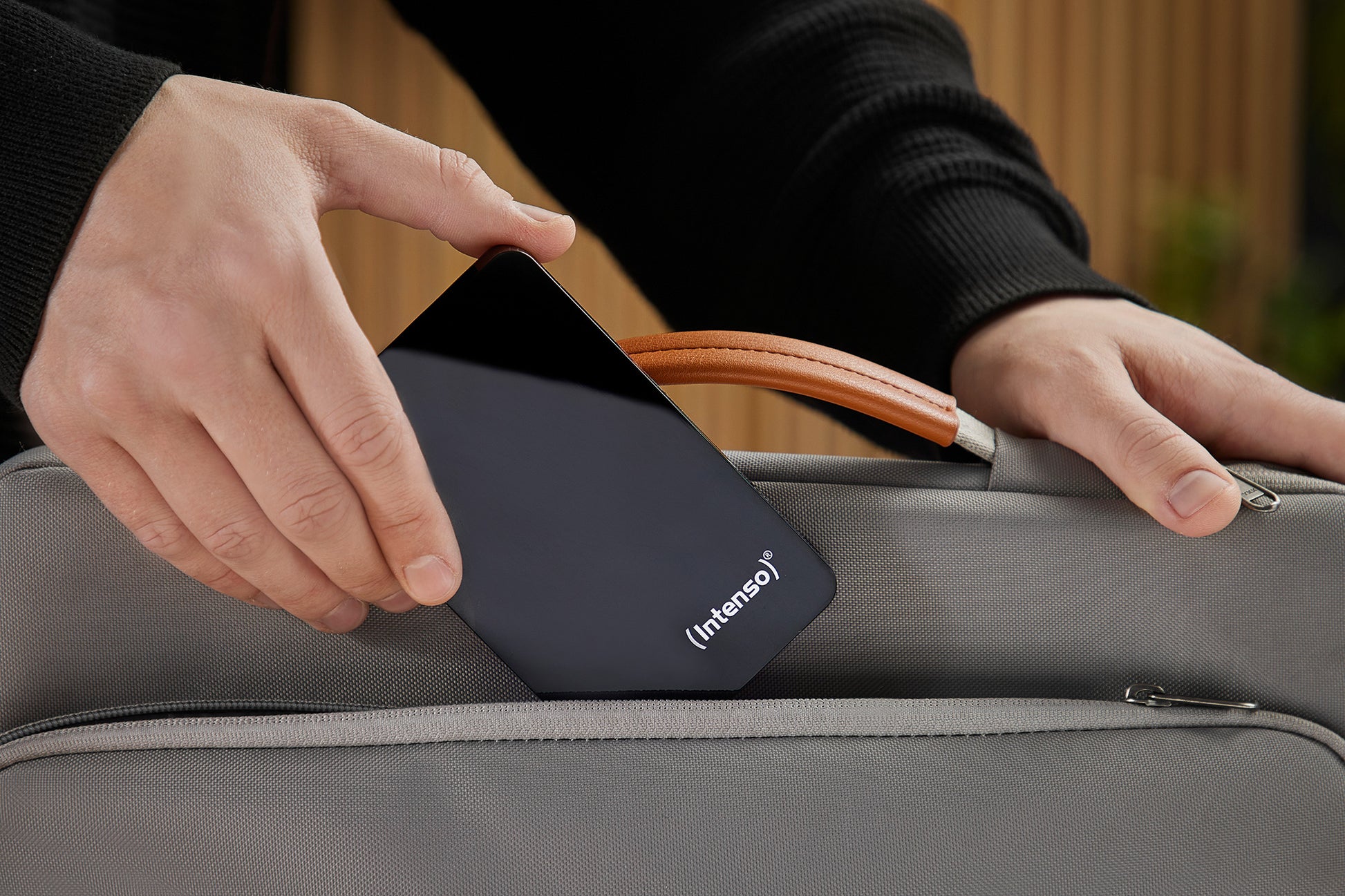 Intenso Memory Case – USB 3.2 Gen 1, 1 TB HDD vorinstalliert, für 2,5" HDD