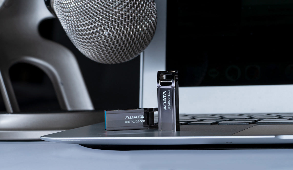 ADATA UR340 – 256 GB, USB Typ-A 3,2 Gen 1, 100 MB/s, schwarz