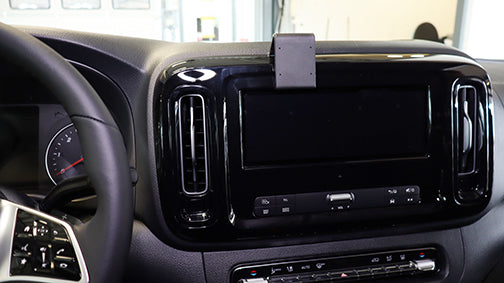 Brodit Befestigungssockel, Auto – für Mercedes Benz Vito (2024–2025) – Schwarz, ABS