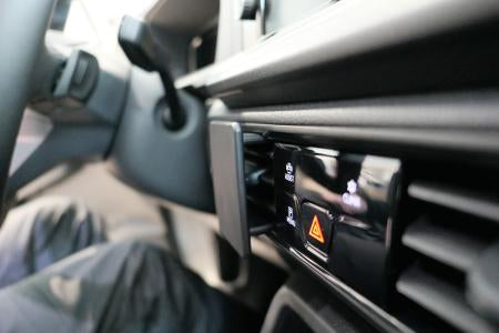 Brodit ProClip – Auto-Halterung (passiv) – Lüftungsschlitz, Schwarz