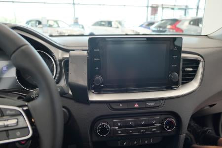 Brodit Auto-Halterung, Lüftung, senkrecht – für Geräte mit 8,2" oder 10,2" Display – Schwarz, ABS