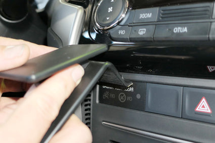 Brodit ProClip ONLY – Auto-Halterung – Klemmhalterung, senkrecht – Schwarz