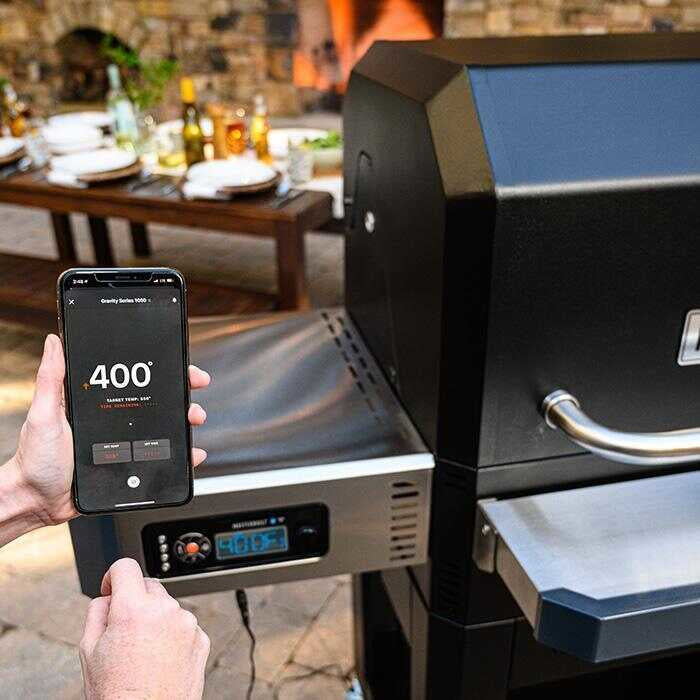 Masterbuilt Holzkohlegrill Gravity Series 1050 – 6'770 cm², Integriertes Thermometer – Schwarz