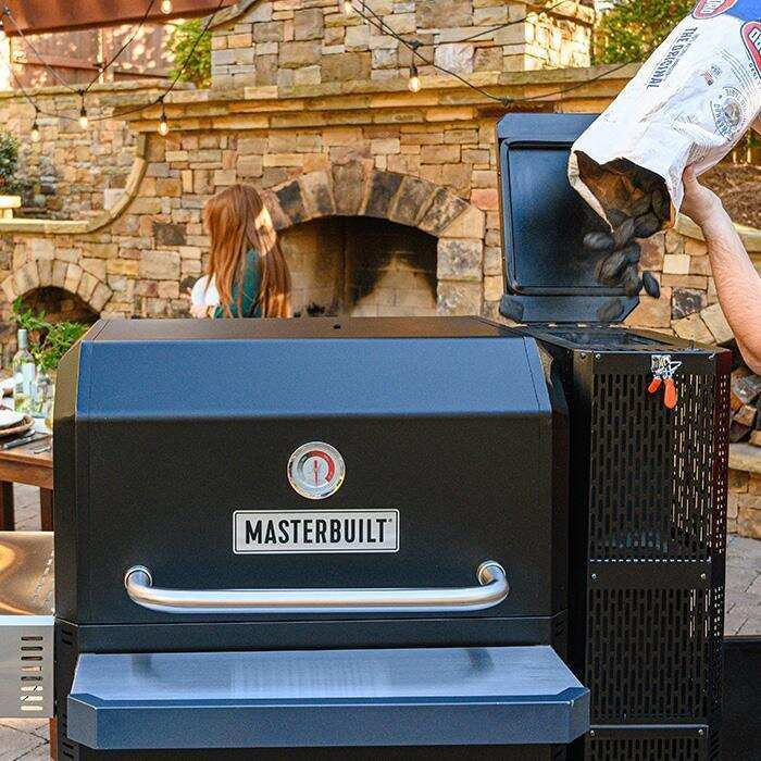 Masterbuilt Holzkohlegrill Gravity Series 1050 – 6'770 cm², Integriertes Thermometer – Schwarz