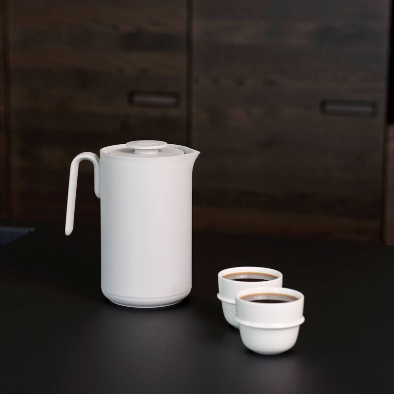 Zone Denmark Thermoskanne Jug Singles – 1 l, Ø 13,2 cm, Kunststoff (PP)/Glas, Knopfdruckverschluss