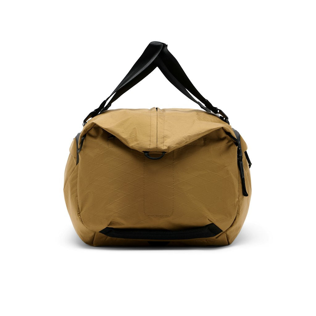 Peak Design Sporttasche Duffel Bag – 35 l, wasserfest, Nylon, braun, 56 × 34,5 × 26 cm