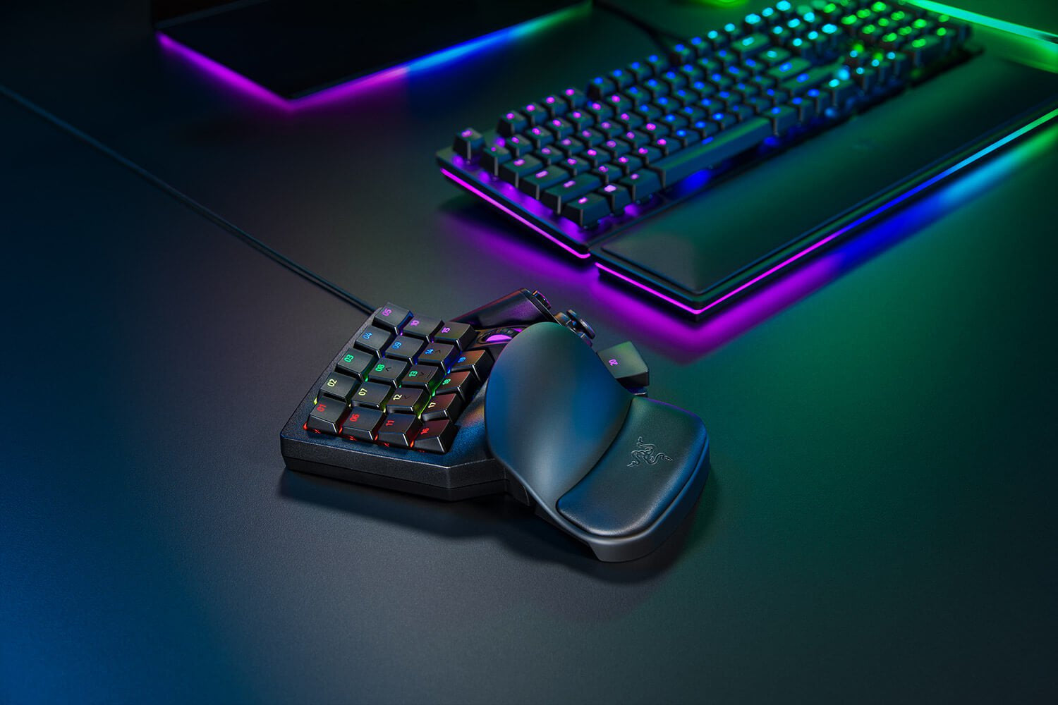 Razer Tartarus Pro – Tastatur, kabelgebunden (USB-A), CH-Layout (DE-CH), mechanisch (Opto-Mechanical)