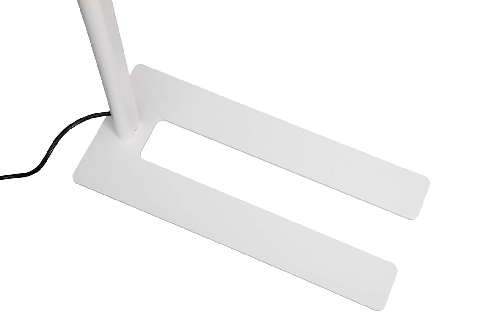 MAUL LED-Stehleuchte jet – 4000 K – 4'650 lm 51 W – weiss, Aluminium