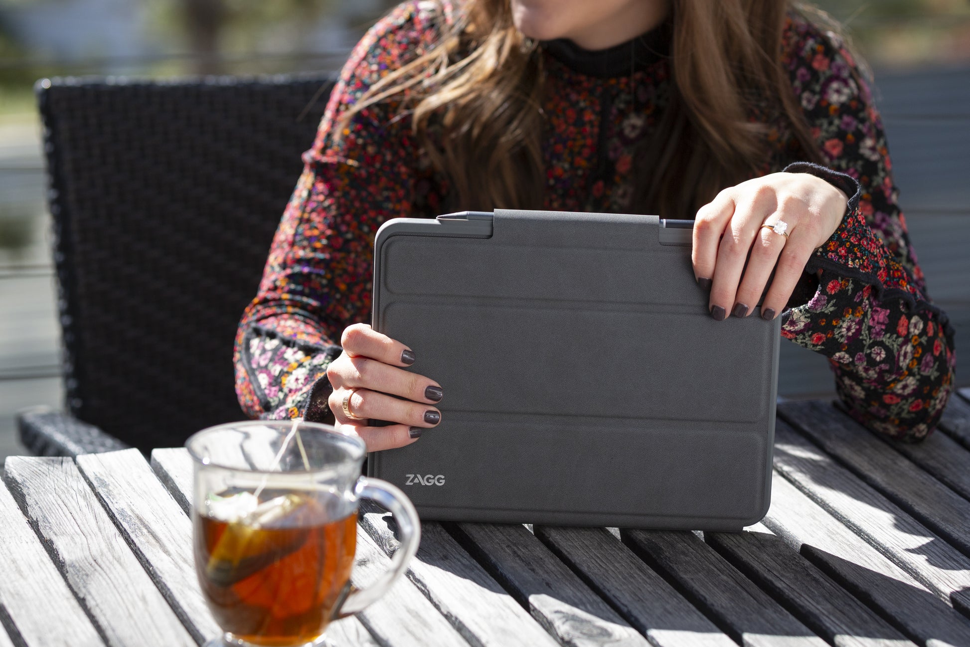 ZAGG KBD Pro Keys – Tastatur mit Touchpad, Schwarz/Grau – für Apple iPad 10,2"