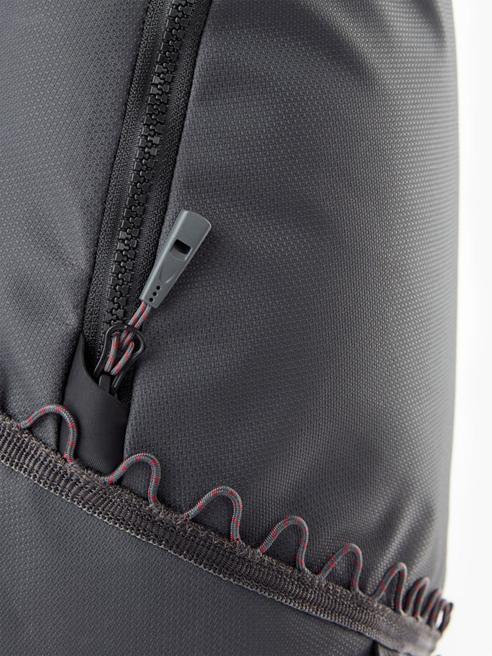 Klättermusen Sportrucksack Bure – 20 l, mit Hydratationsfach, belüftet – Schwarz, 280 × 480 × 165 mm