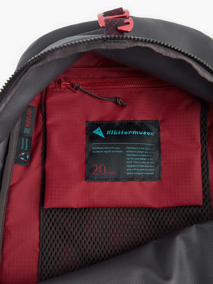 Klättermusen Sportrucksack Bure – 20 l, mit Hydratationsfach, belüftet – Schwarz, 280 × 480 × 165 mm