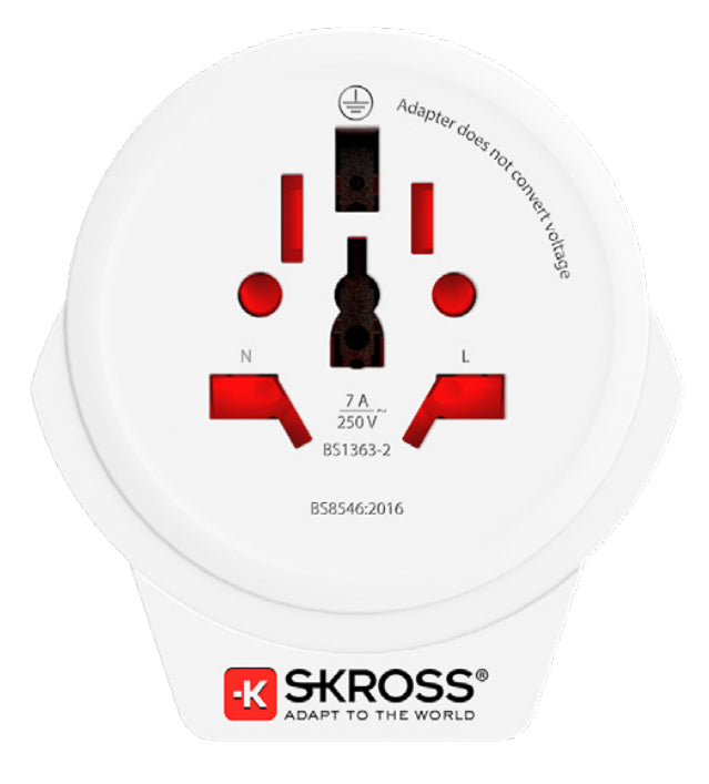 Skross Reiseadapter – 1× USB 5 V/2,4 A, max. 1750 W, 3-polig, geerdet – von Typ C/B/I → Typ G (VK) – weiss