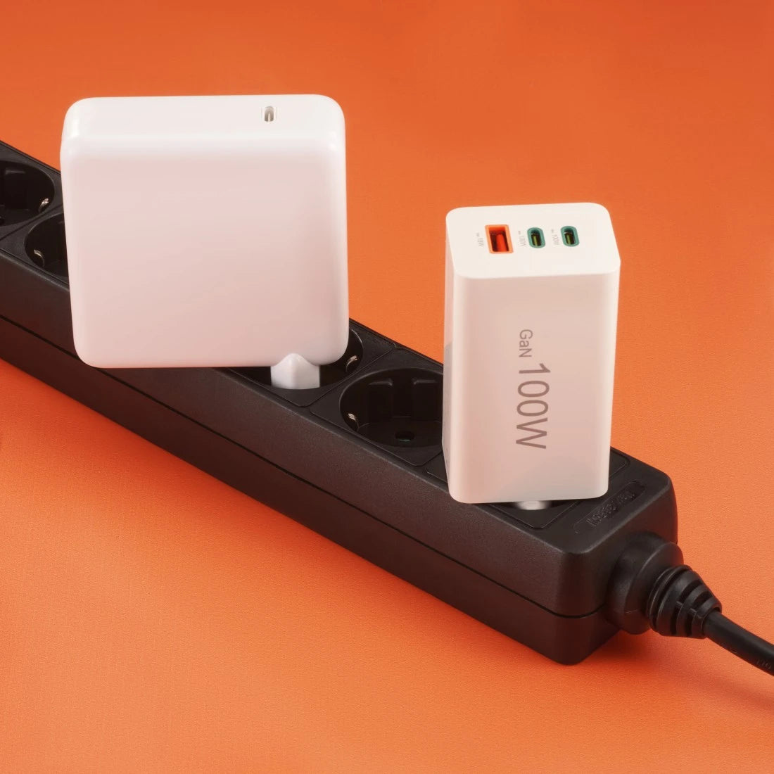 Hama Netzteil – 100 W, 2× USB-C + 1× USB-A, PD, QC 2.0/3.0, GaN – für Laptops, Smartphones, Tablets