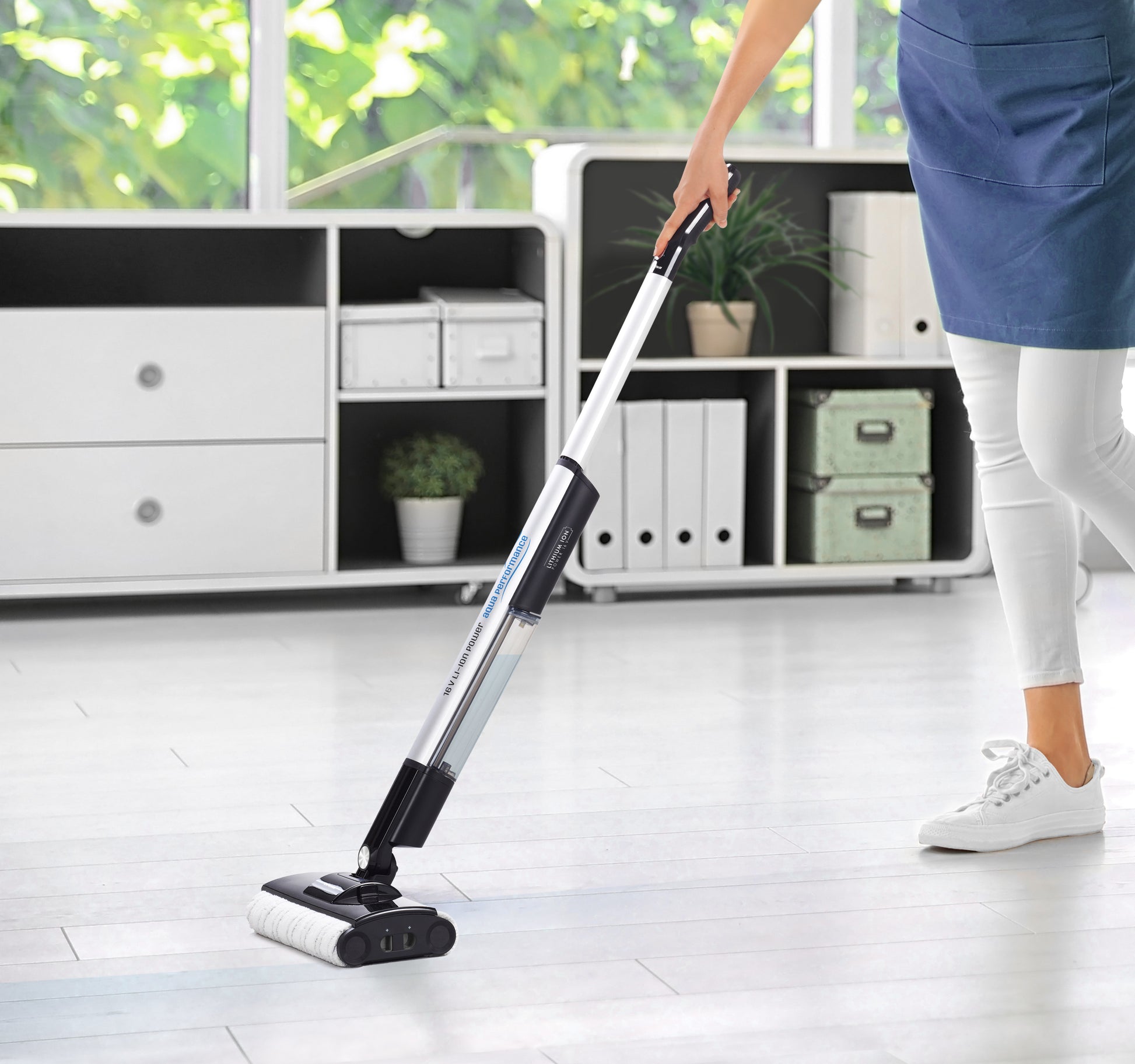 Trisa Akkustaubsauger Wet Clean Comfort T9746, mit Wischfunktion – 30 min, 60 W, 0,4 l